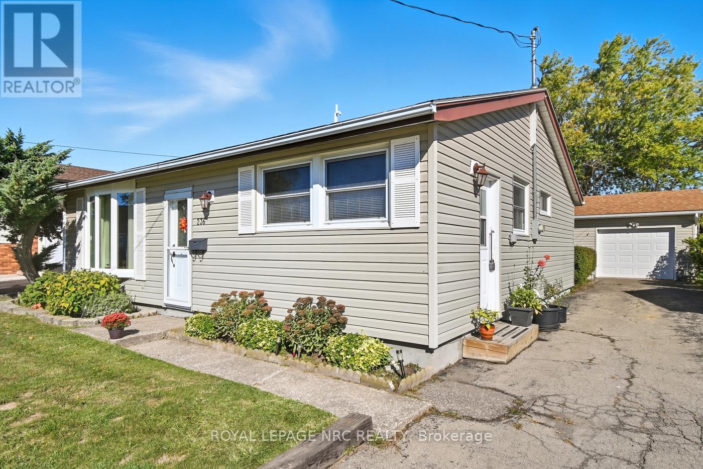 236 Johnston Street, Port Colborne, Ontario  L3K 1H5 - Photo 2 - X12444953