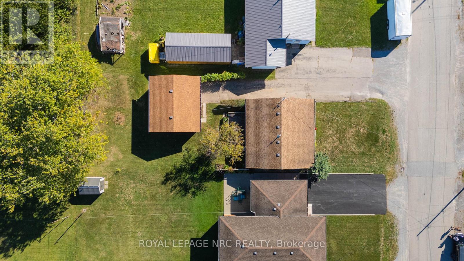236 Johnston Street, Port Colborne, Ontario  L3K 1H5 - Photo 36 - X12444953