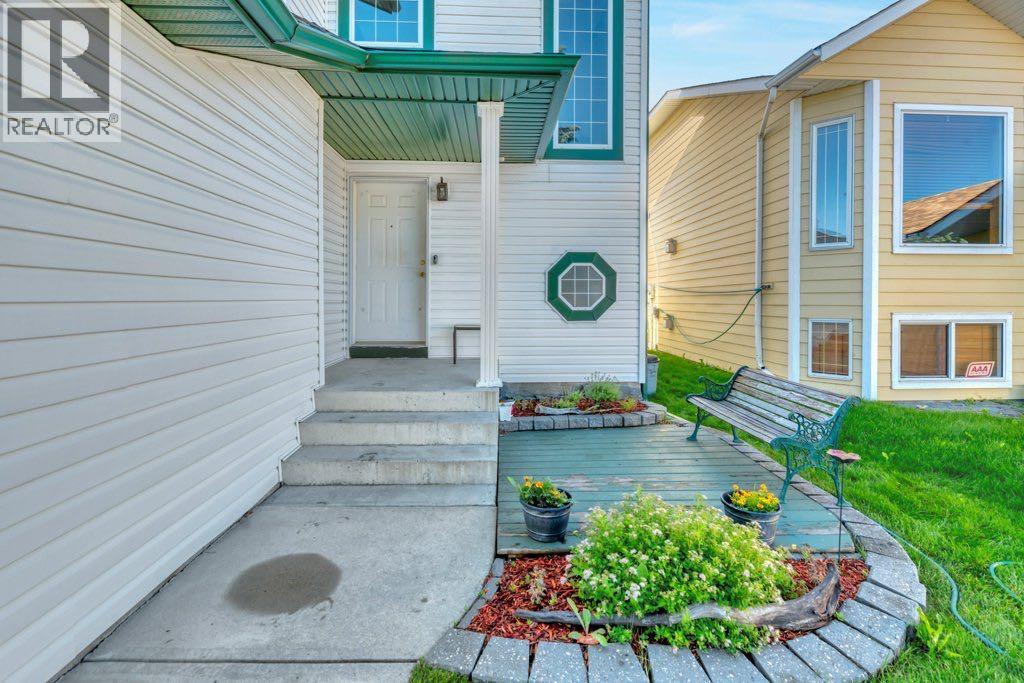 7 Springs Crescent Se, Airdrie, Alberta  T4A 2C2 - Photo 4 - A2248615