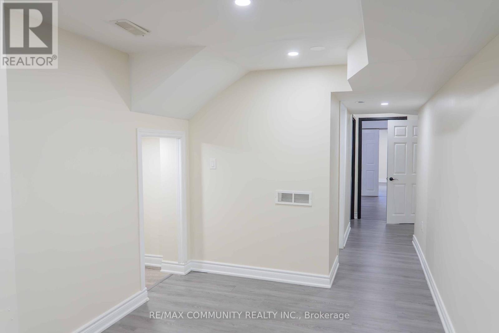 5 Toulouse Street, Whitby, Ontario  L1P 0J2 - Photo 43 - E12423279