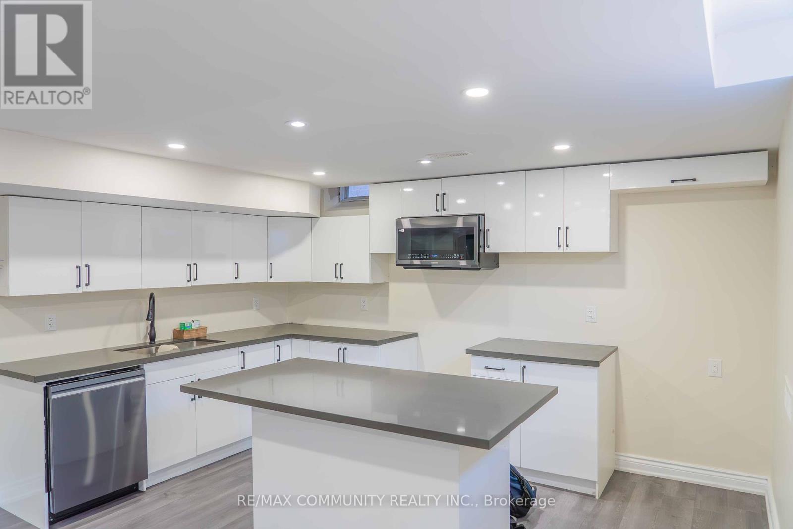 5 Toulouse Street, Whitby, Ontario  L1P 0J2 - Photo 46 - E12423279