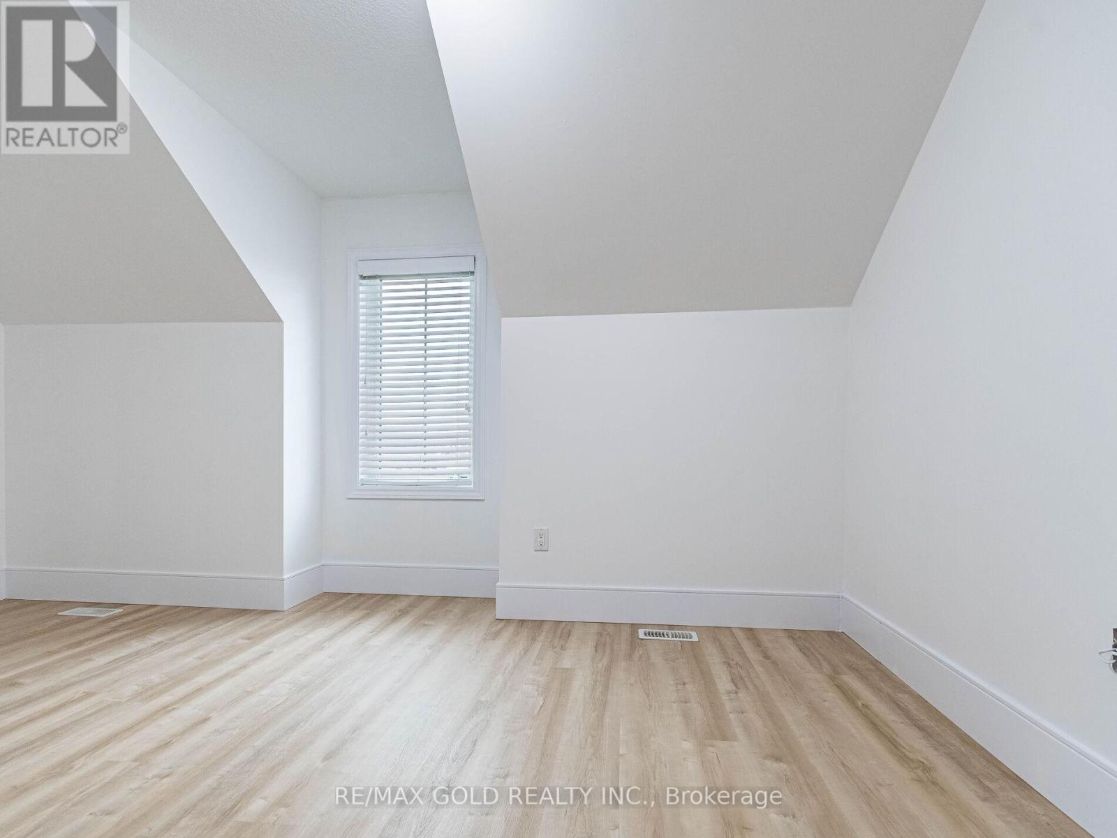 436 Linden Drive, Cambridge, Ontario  N3H 0C6 - Photo 38 - X12443135