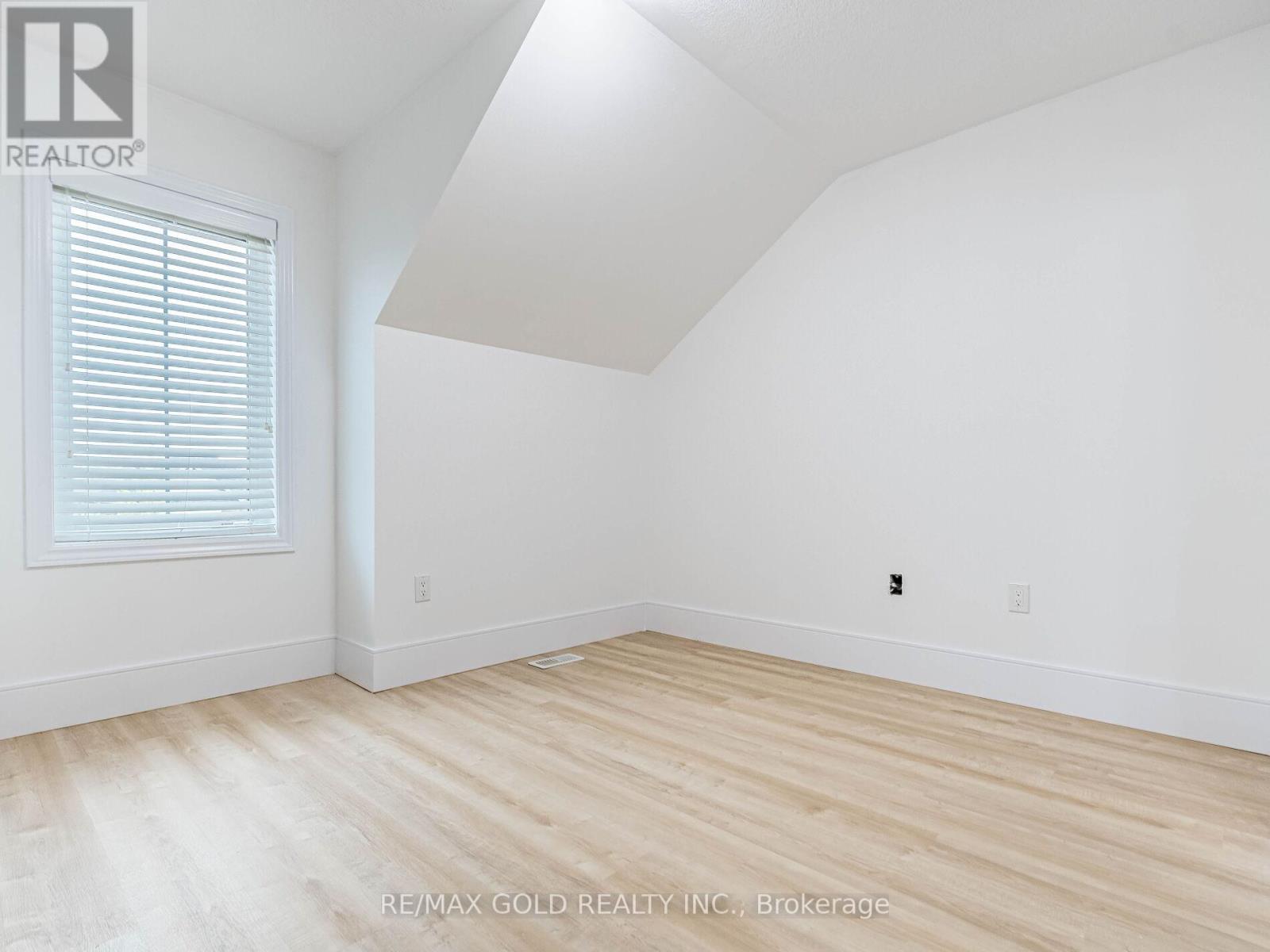 436 Linden Drive, Cambridge, Ontario  N3H 0C6 - Photo 37 - X12443135