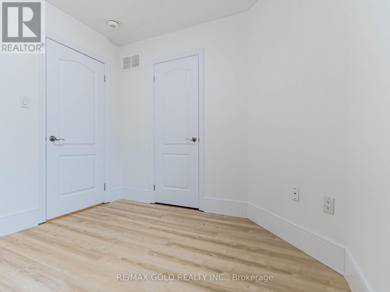 436 Linden Drive, Cambridge, Ontario  N3H 0C6 - Photo 46 - X12443135