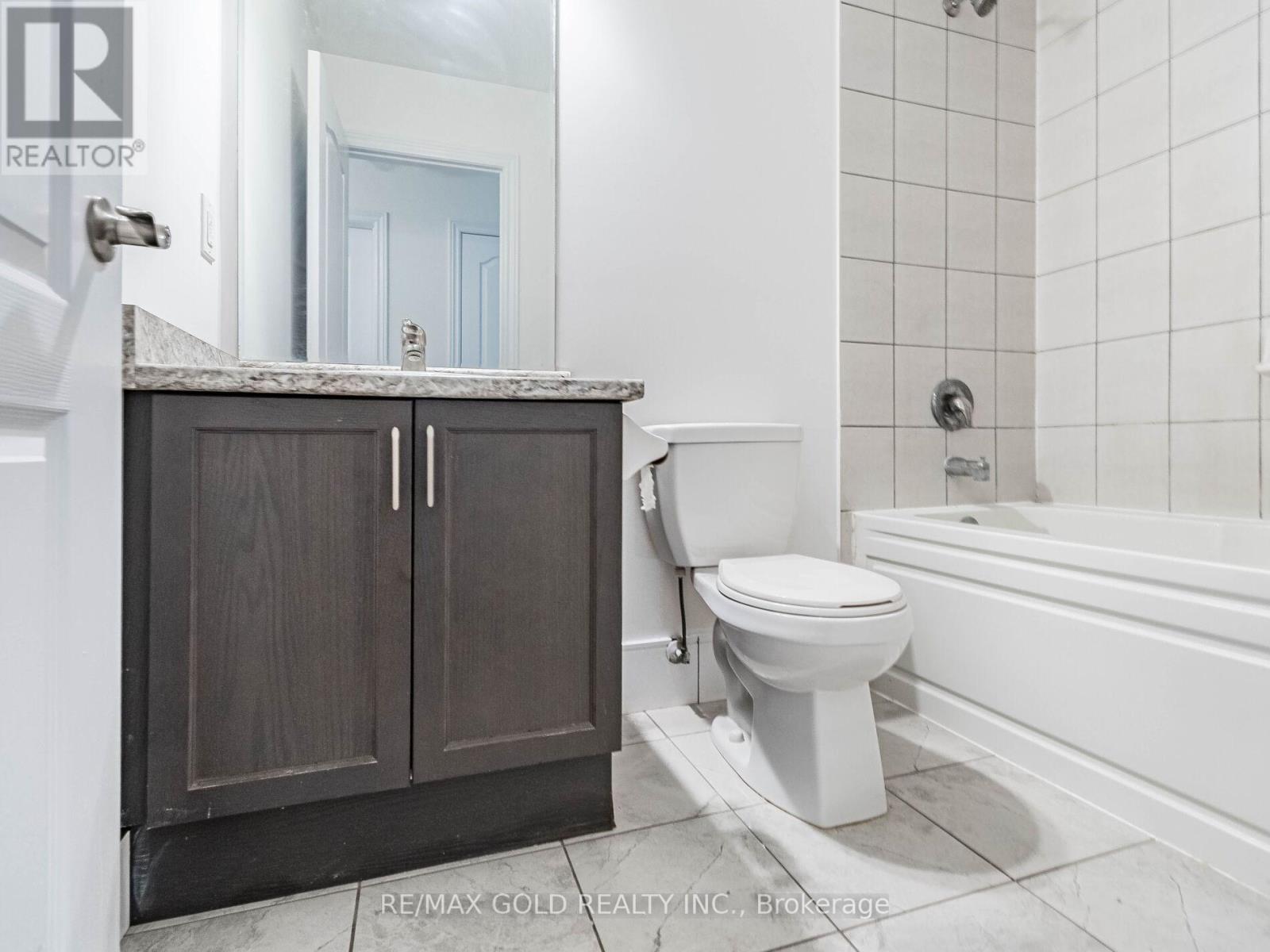 436 Linden Drive, Cambridge, Ontario  N3H 0C6 - Photo 49 - X12443135
