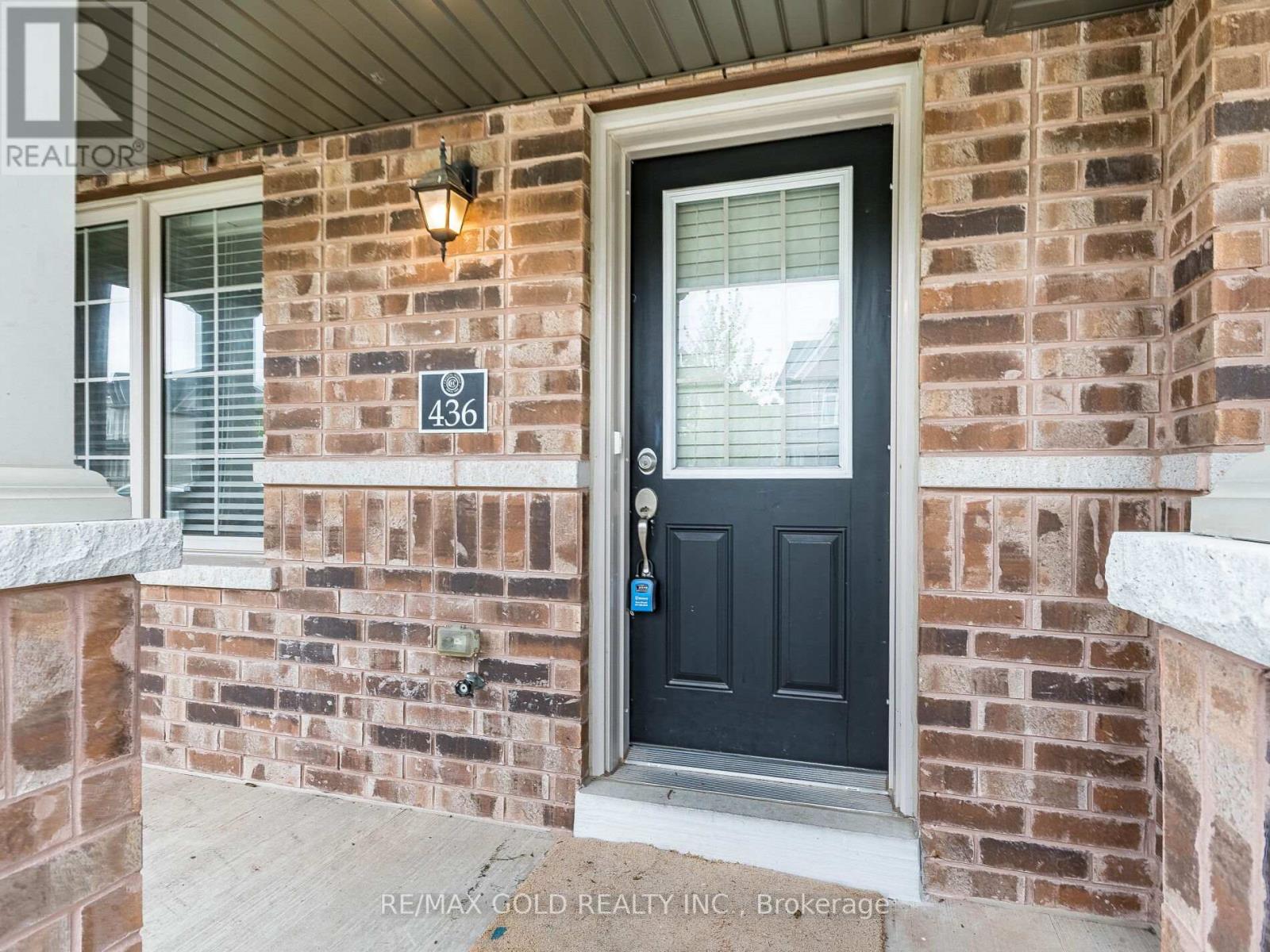 436 Linden Drive, Cambridge, Ontario  N3H 0C6 - Photo 5 - X12443135
