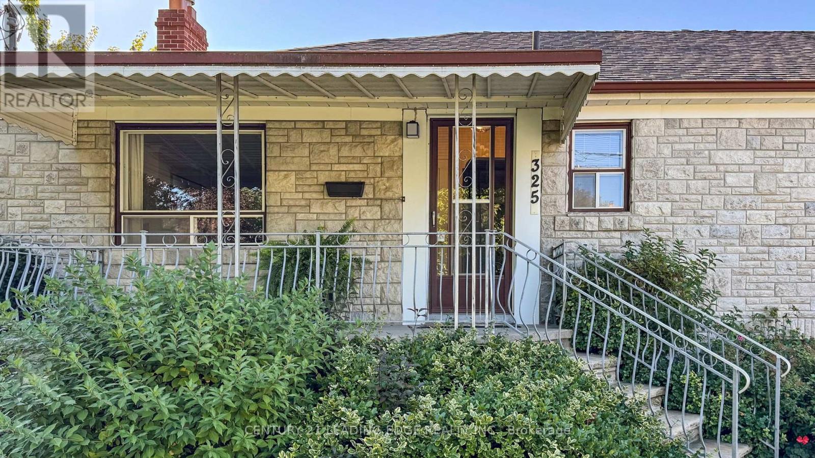 325 Waterloo Avenue, Toronto, Ontario  M3H 4A4 - Photo 34 - C12444933