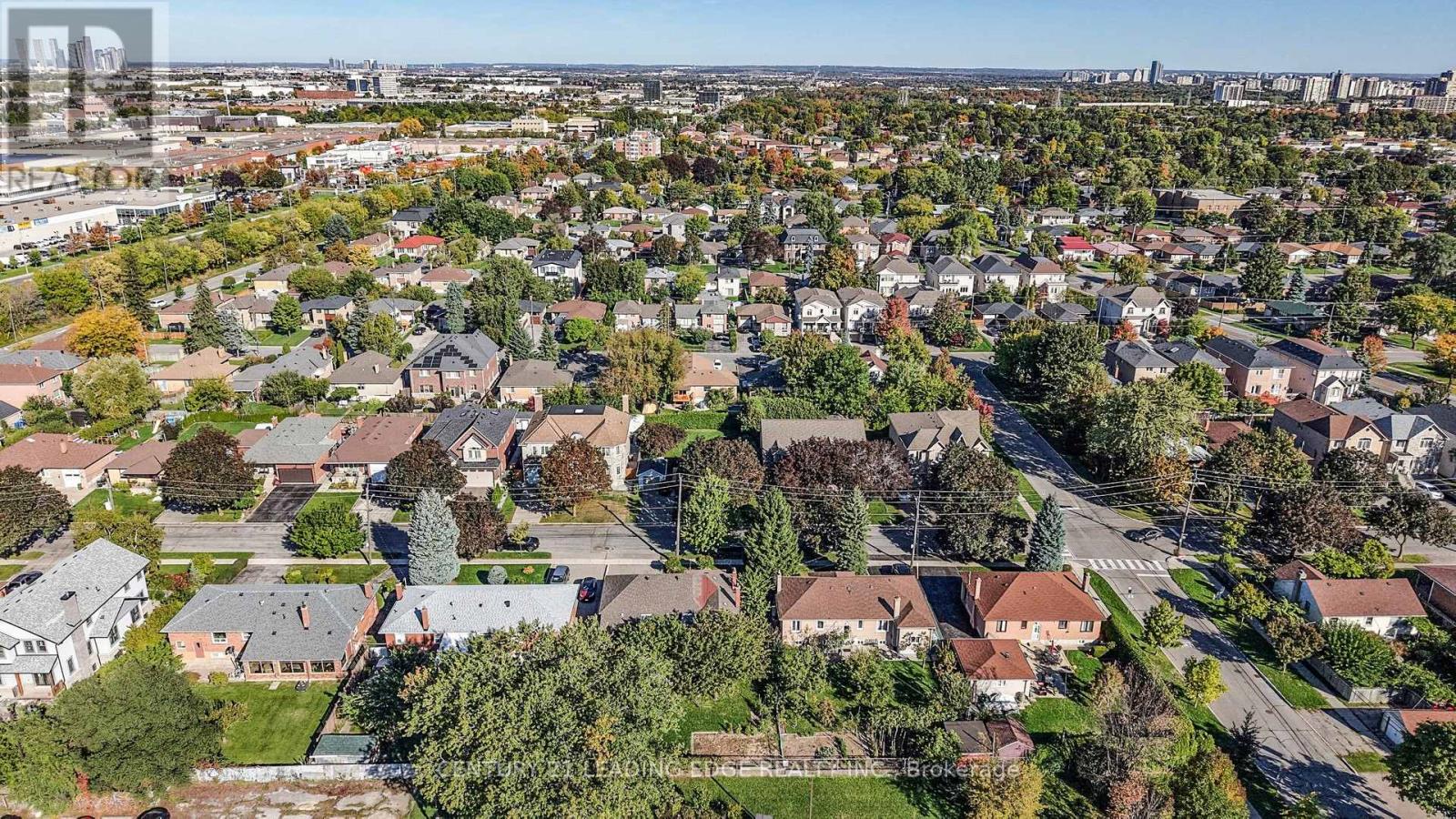 325 Waterloo Avenue, Toronto, Ontario  M3H 4A4 - Photo 46 - C12444933