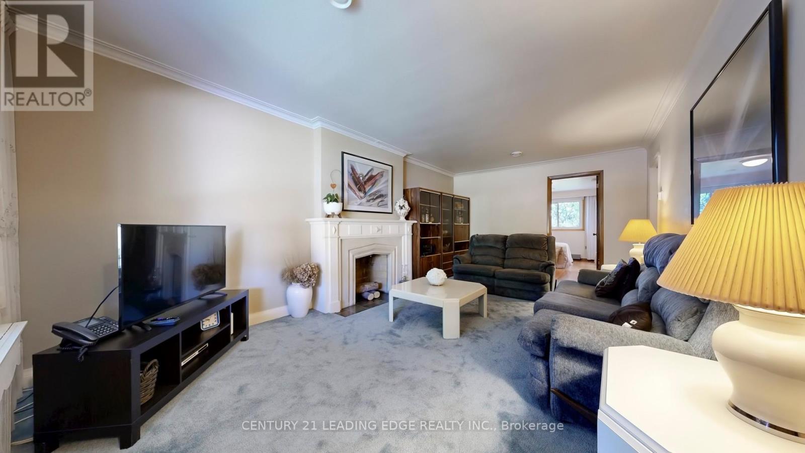 325 Waterloo Avenue, Toronto, Ontario  M3H 4A4 - Photo 7 - C12444933