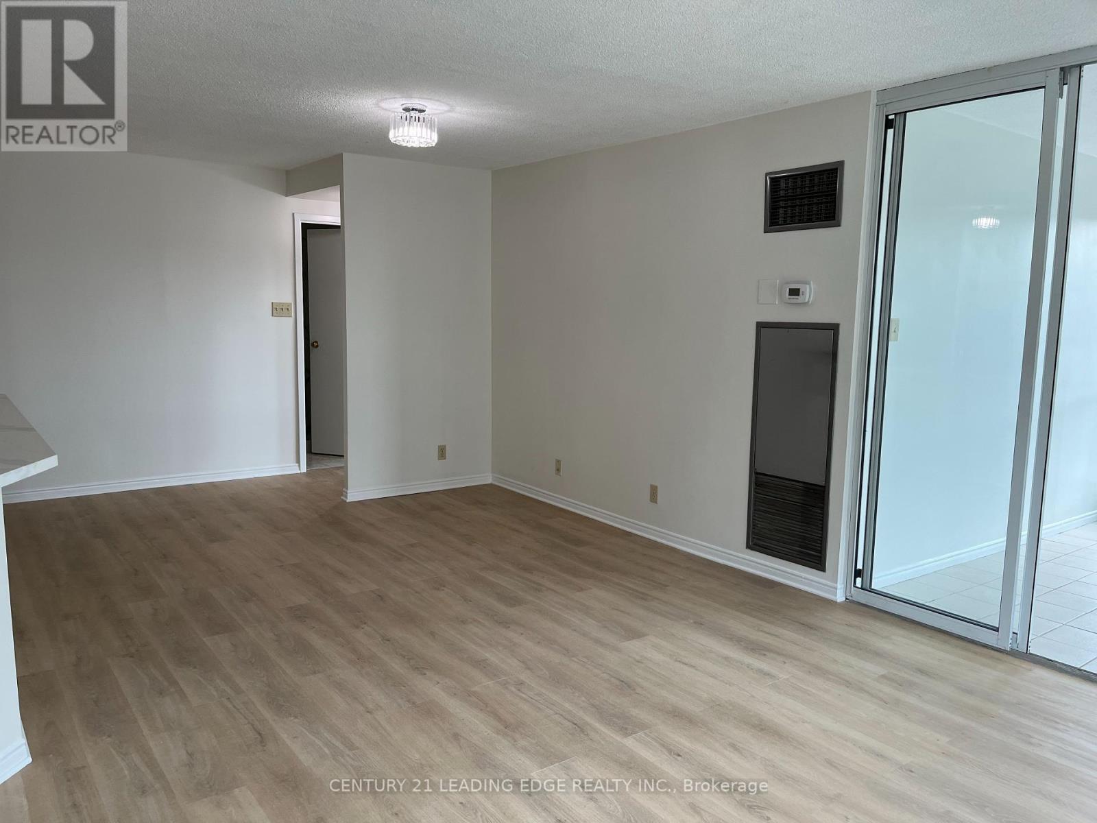 607 - 10 Queens Quay W, Toronto, Ontario  M5J 2R9 - Photo 23 - C12444947