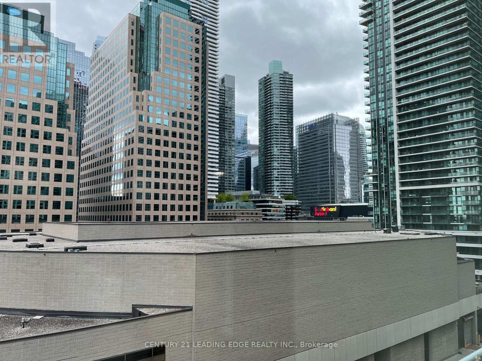 607 - 10 Queens Quay W, Toronto, Ontario  M5J 2R9 - Photo 31 - C12444947