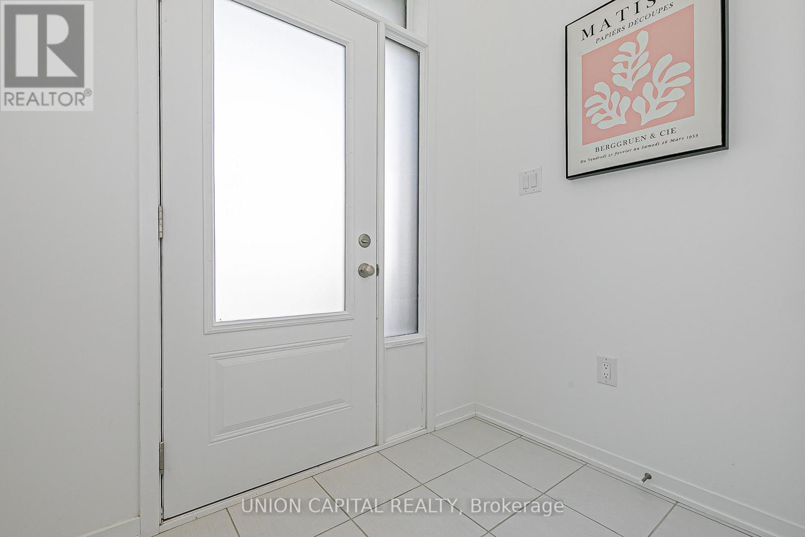 799 Stanstead Path, Oshawa (Samac), Ontario  L1K 3G4 - Photo 3 - E12444942