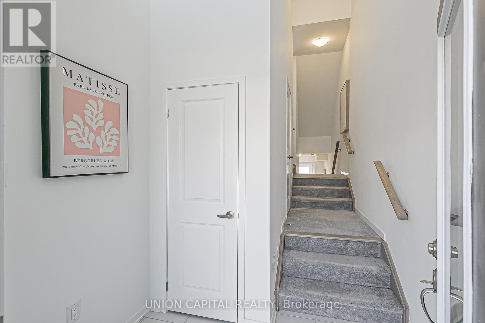 799 Stanstead Path, Oshawa (Samac), Ontario  L1K 3G4 - Photo 5 - E12444942