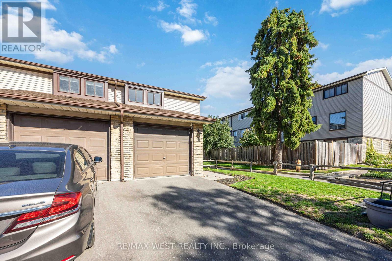 E8 - 221 Ormond Drive, Oshawa, Ontario  L1G 6T7 - Photo 2 - E12444964