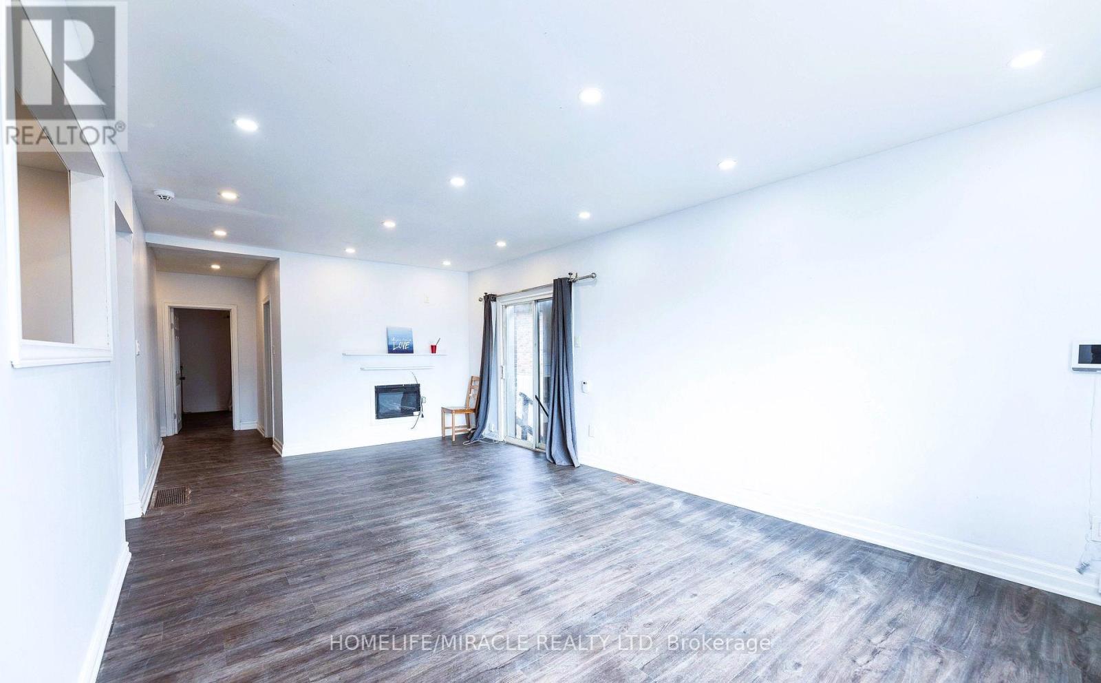 Main - 1251 Warden Avenue, Toronto, Ontario  M1R 2R4 - Photo 5 - E12444968
