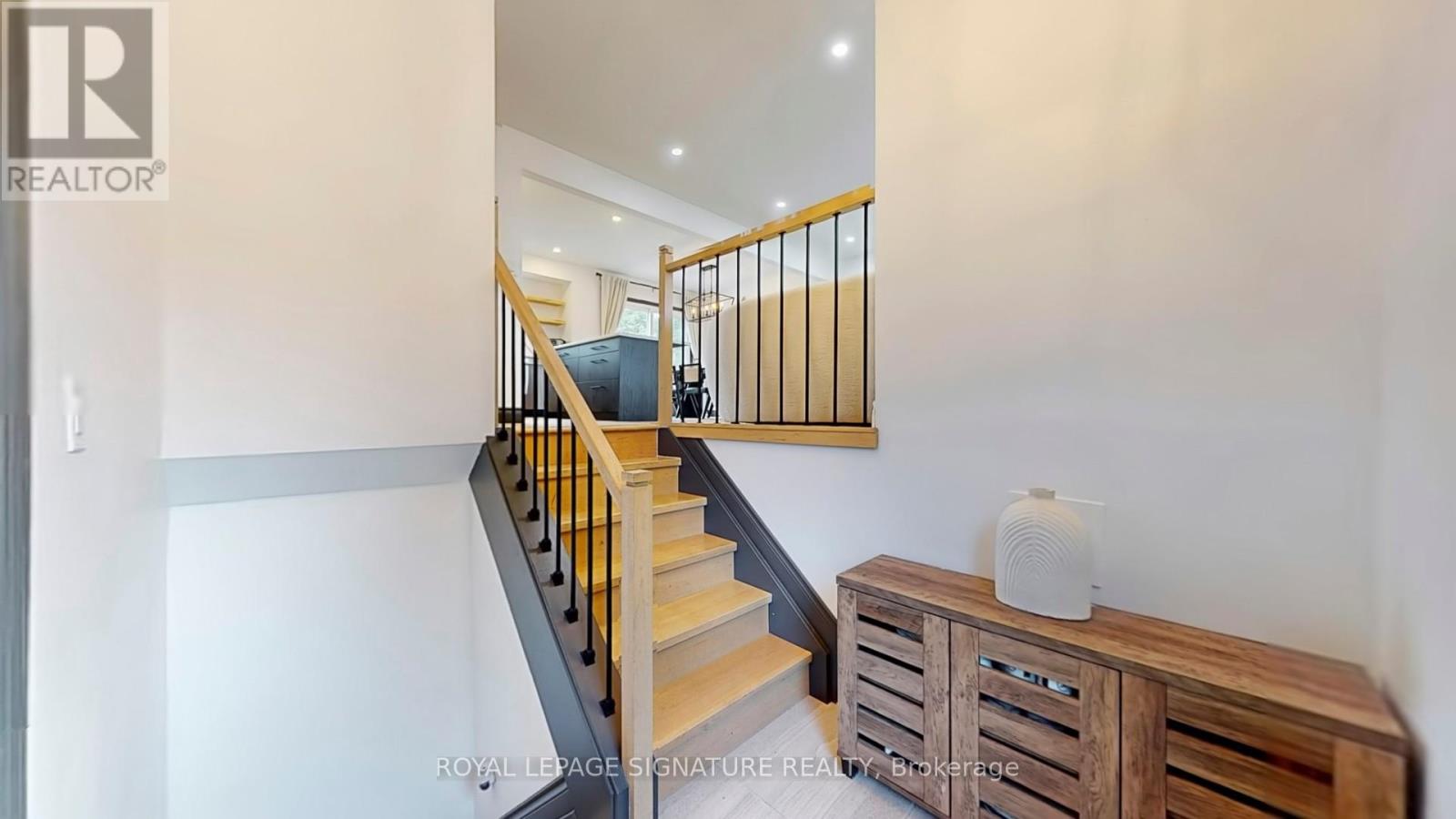 354 Albany Street S, Fort Erie, Ontario  L2A 1L9 - Photo 6 - X12414144