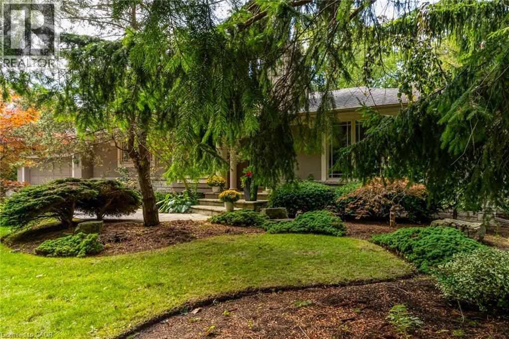 2047 Ardleigh Road, Oakville, Ontario  L6J 1V6 - Photo 2 - 40775709