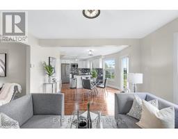 6 Adams Court, Uxbridge, Ca
