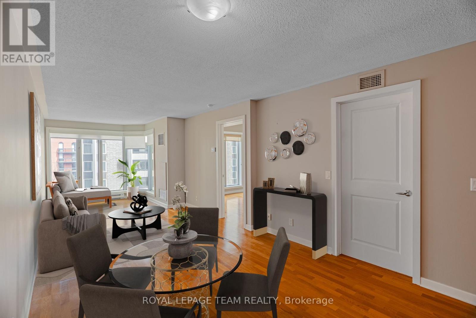 804 - 138 Somerset Street W, Ottawa, Ontario  K2P 0A3 - Photo 19 - X12444183