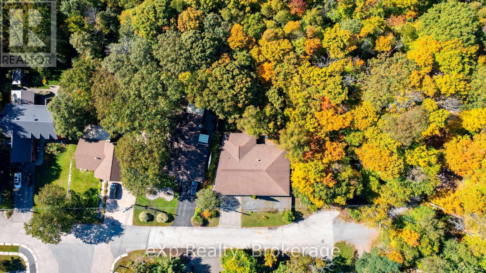 18 Kristen Heights, Parry Sound, Ontario  P2A 2Z6 - Photo 2 - X12444974