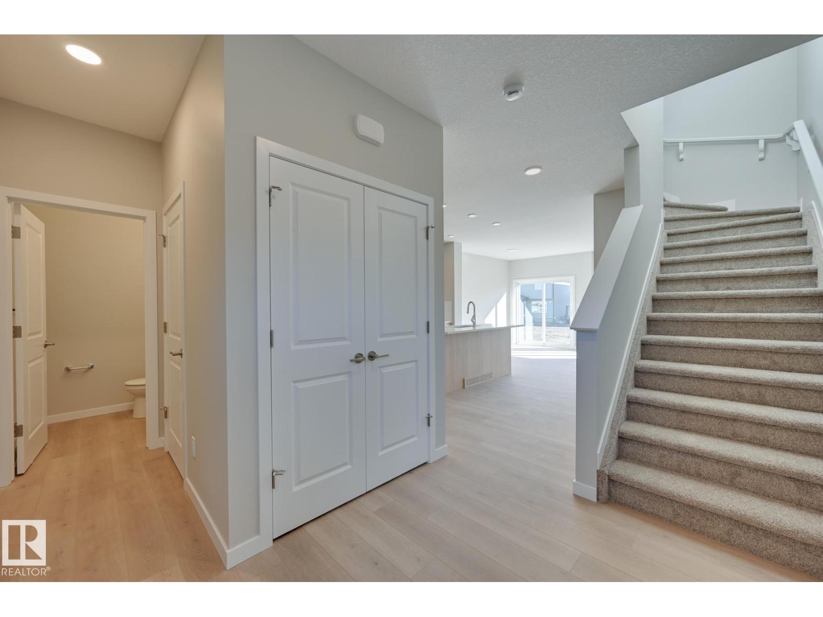 18111 74 St Nw, Edmonton, Alberta  T5Z 0X7 - Photo 2 - E4459486