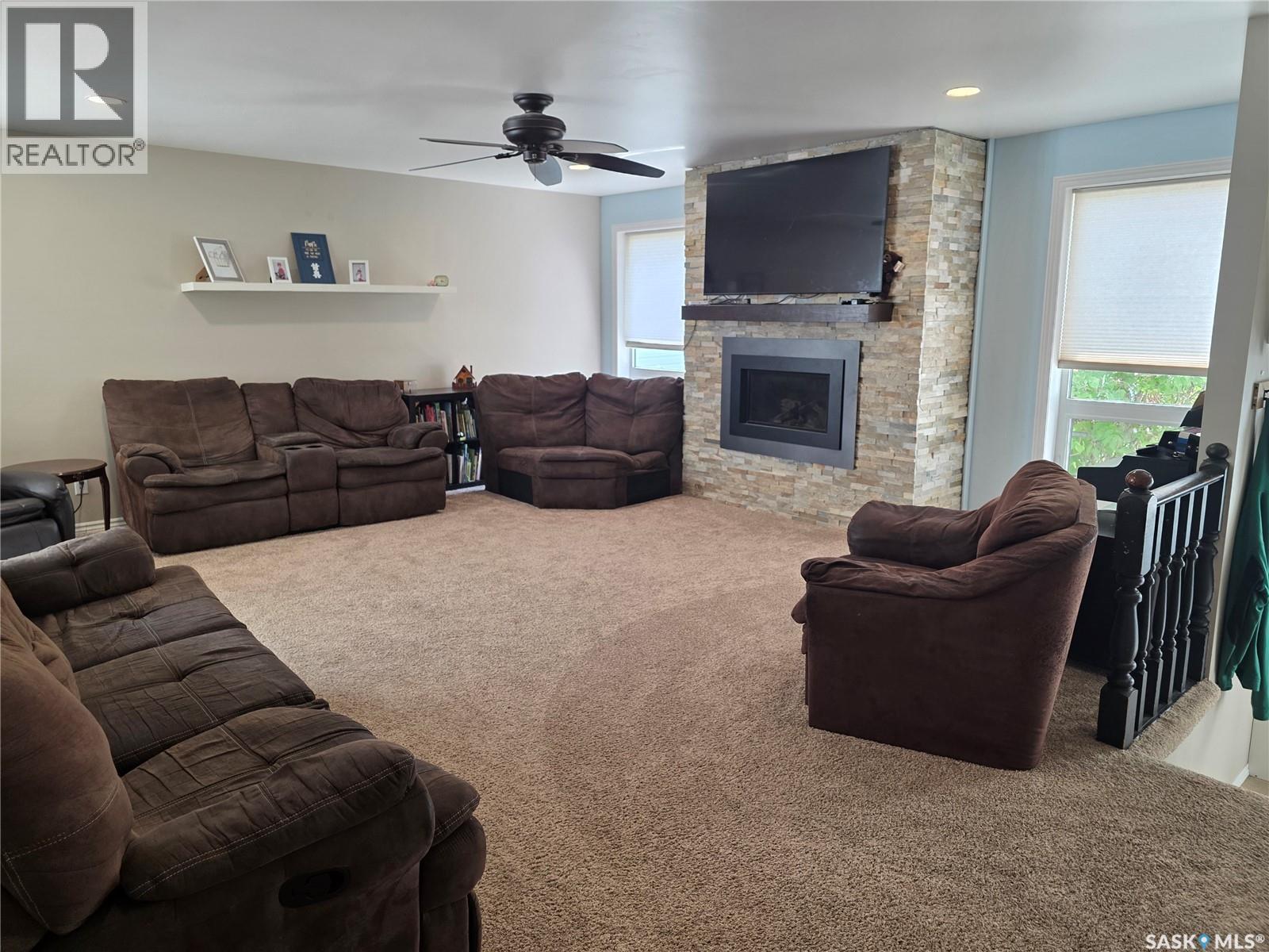 908 Marriott Close, Rosetown, Saskatchewan  S0L 2V0 - Photo 3 - SK014480
