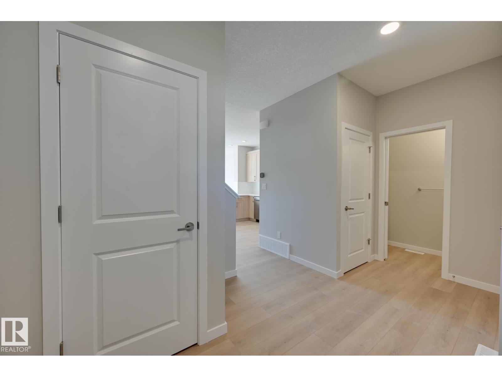 18113 74 St Nw, Edmonton, Alberta  T5Z 0X7 - Photo 2 - E4459495