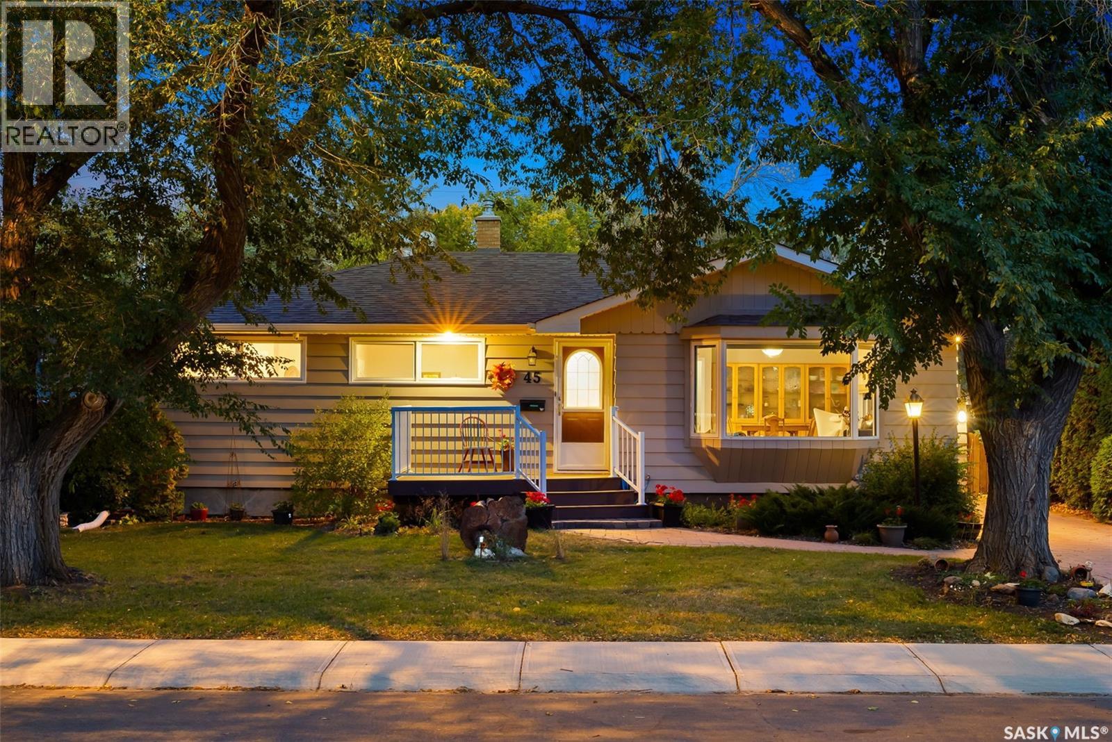45 Procter PLACE, Regina, Saskatchewan