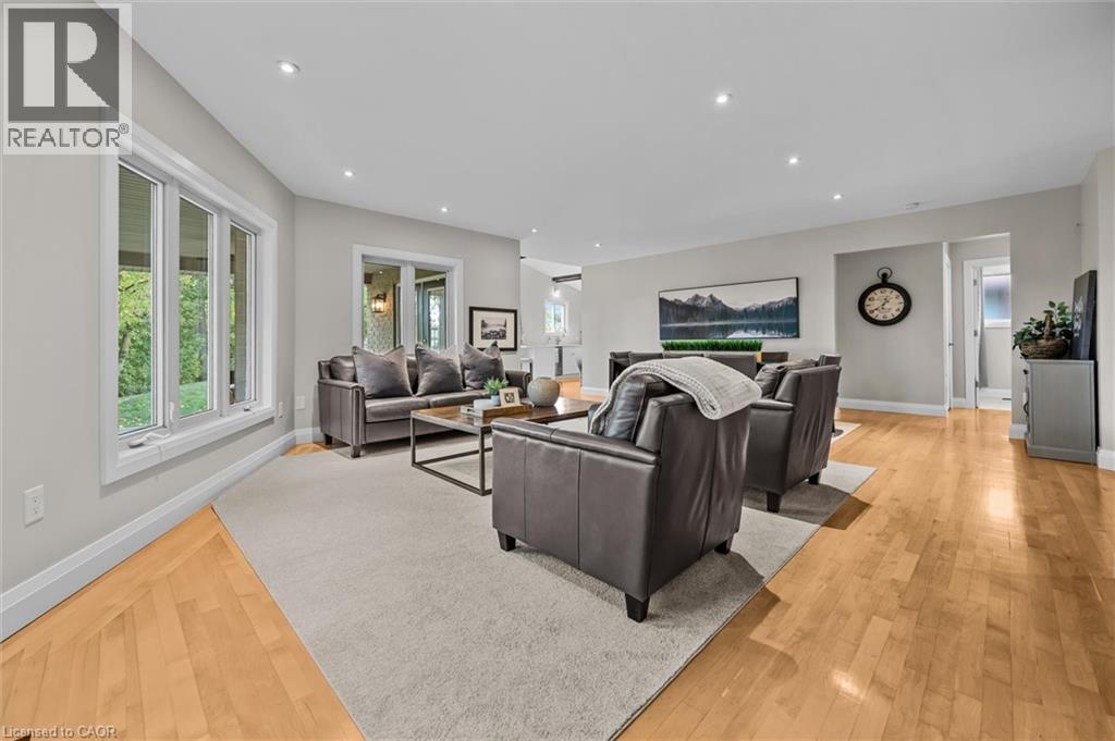206 Dumbarton Avenue, Hamilton, Ontario  L8K 5C3 - Photo 9 - 40774506