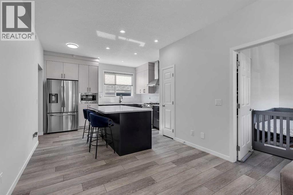 21 Lucas Rise Nw, Calgary, Alberta  T3P 1N3 - Photo 9 - A2259921