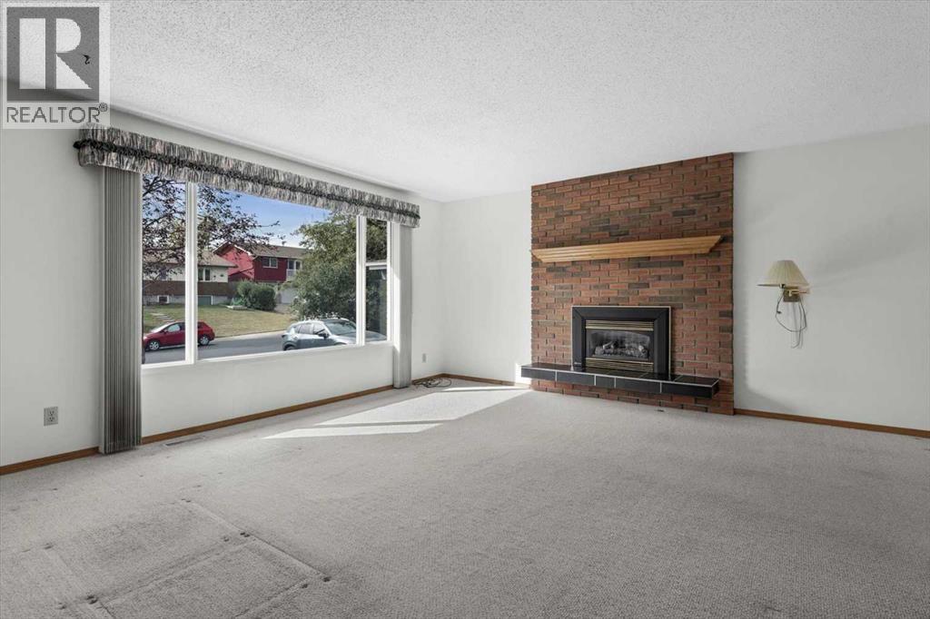 112 Nottingham Road Nw, Calgary, Alberta  T2K 5L8 - Photo 6 - A2261478