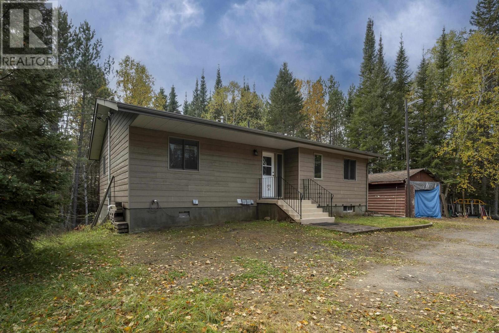 1030 Onion Lake Rd, Thunder Bay, Ontario  P7G 2C2 - Photo 2 - TB253138