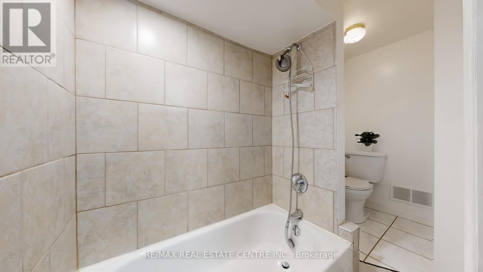 5596 Whistler Crescent, Mississauga (Hurontario), Ontario  L4Z 3R6 - Photo 29 - W12444935