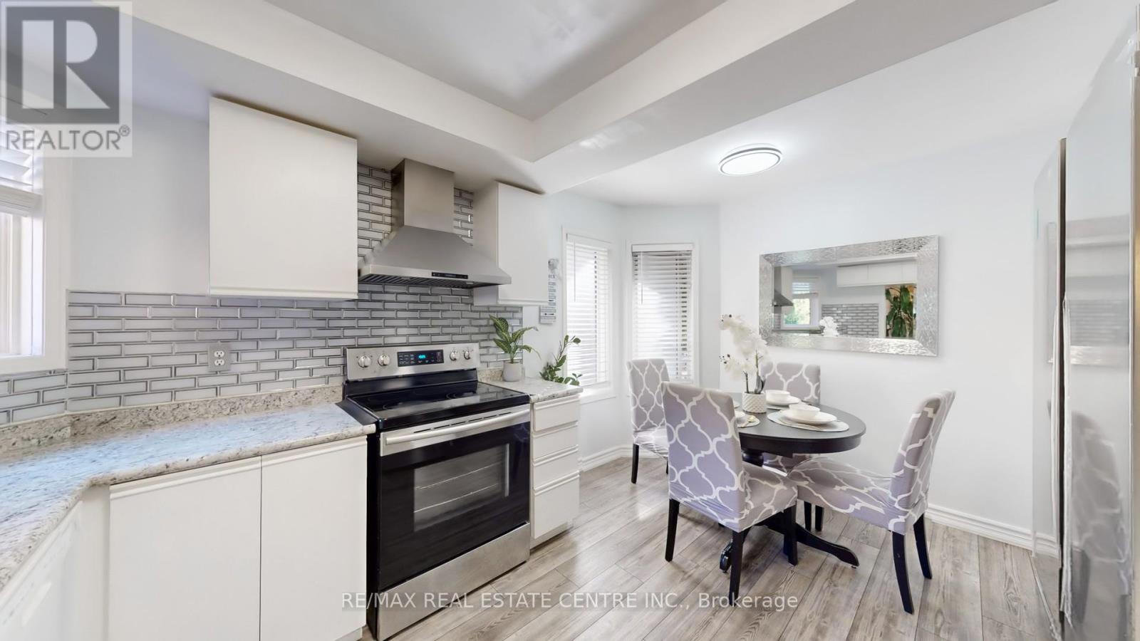 5596 Whistler Crescent, Mississauga (Hurontario), Ontario  L4Z 3R6 - Photo 9 - W12444935