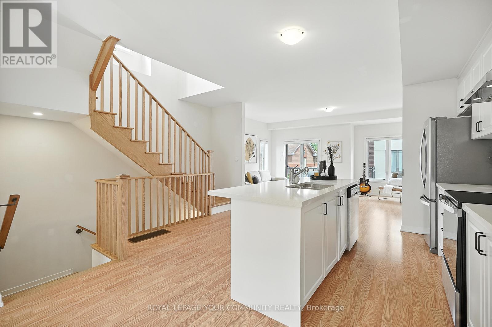 19 Heathrow Lane, Caledon (Bolton East), Ontario  L7E 2E1 - Photo 16 - W12444936