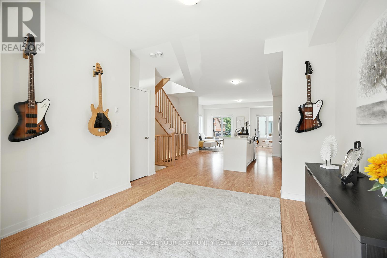 19 Heathrow Lane, Caledon (Bolton East), Ontario  L7E 2E1 - Photo 20 - W12444936