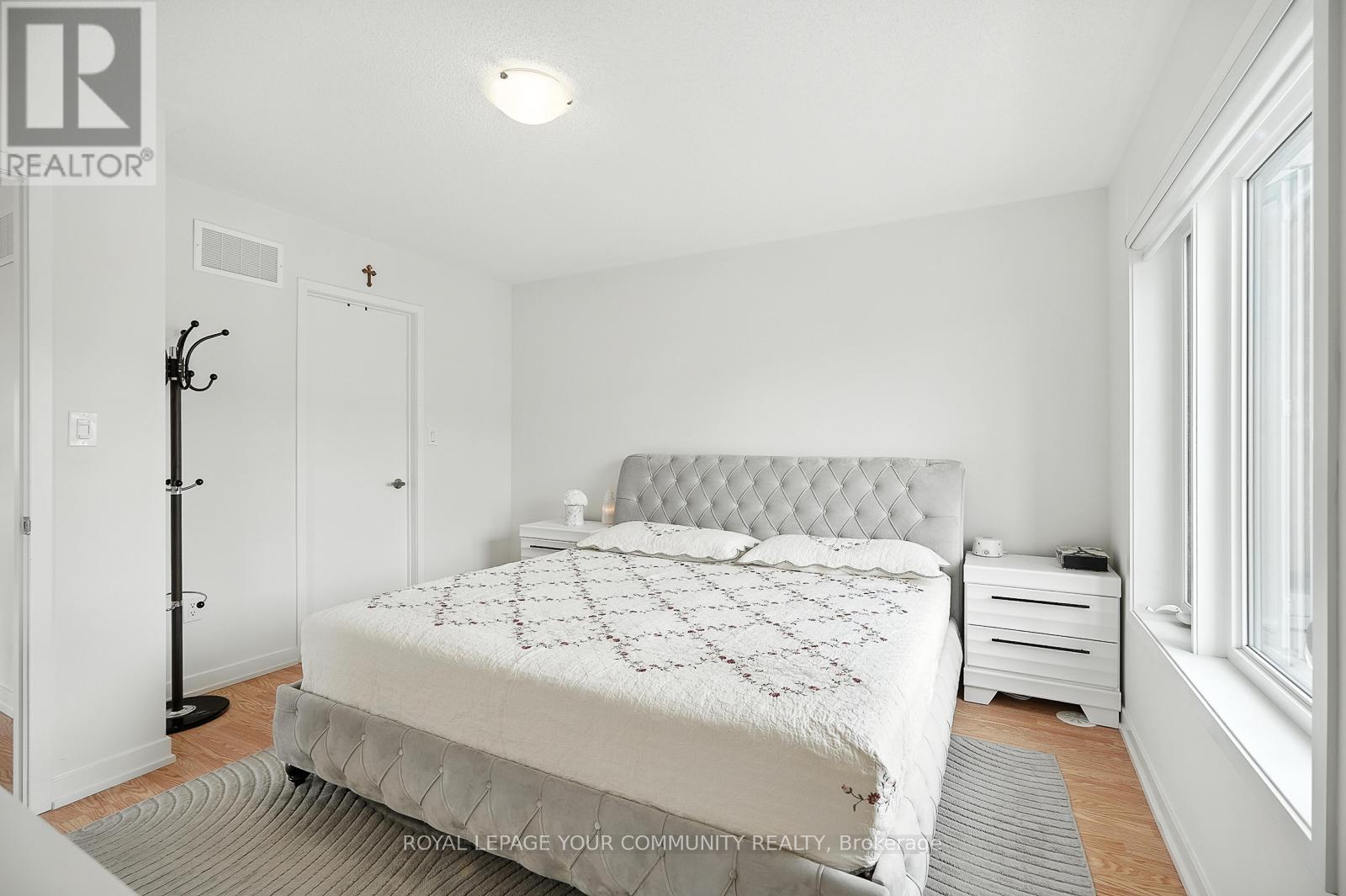 19 Heathrow Lane, Caledon (Bolton East), Ontario  L7E 2E1 - Photo 24 - W12444936