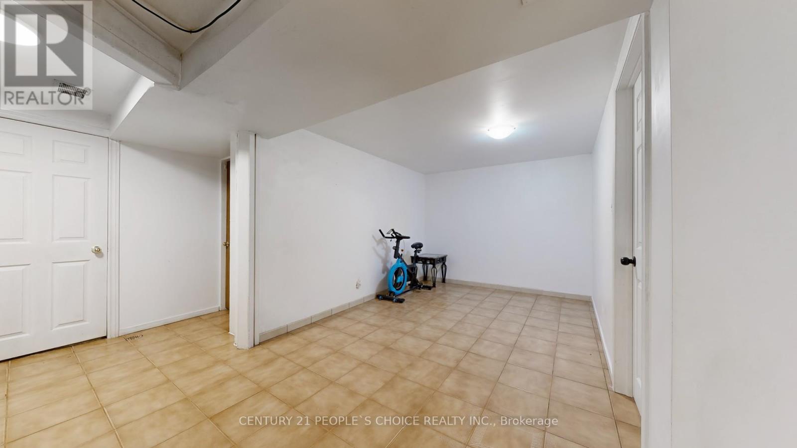 37 Foxrun Avenue, Toronto, Ontario  M3L 1L9 - Photo 31 - W12444948