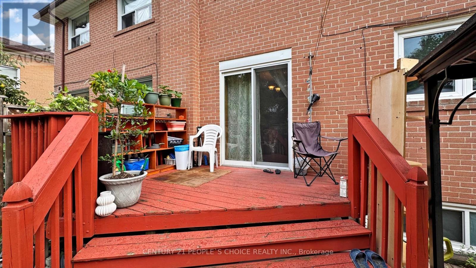 37 Foxrun Avenue, Toronto, Ontario  M3L 1L9 - Photo 40 - W12444948