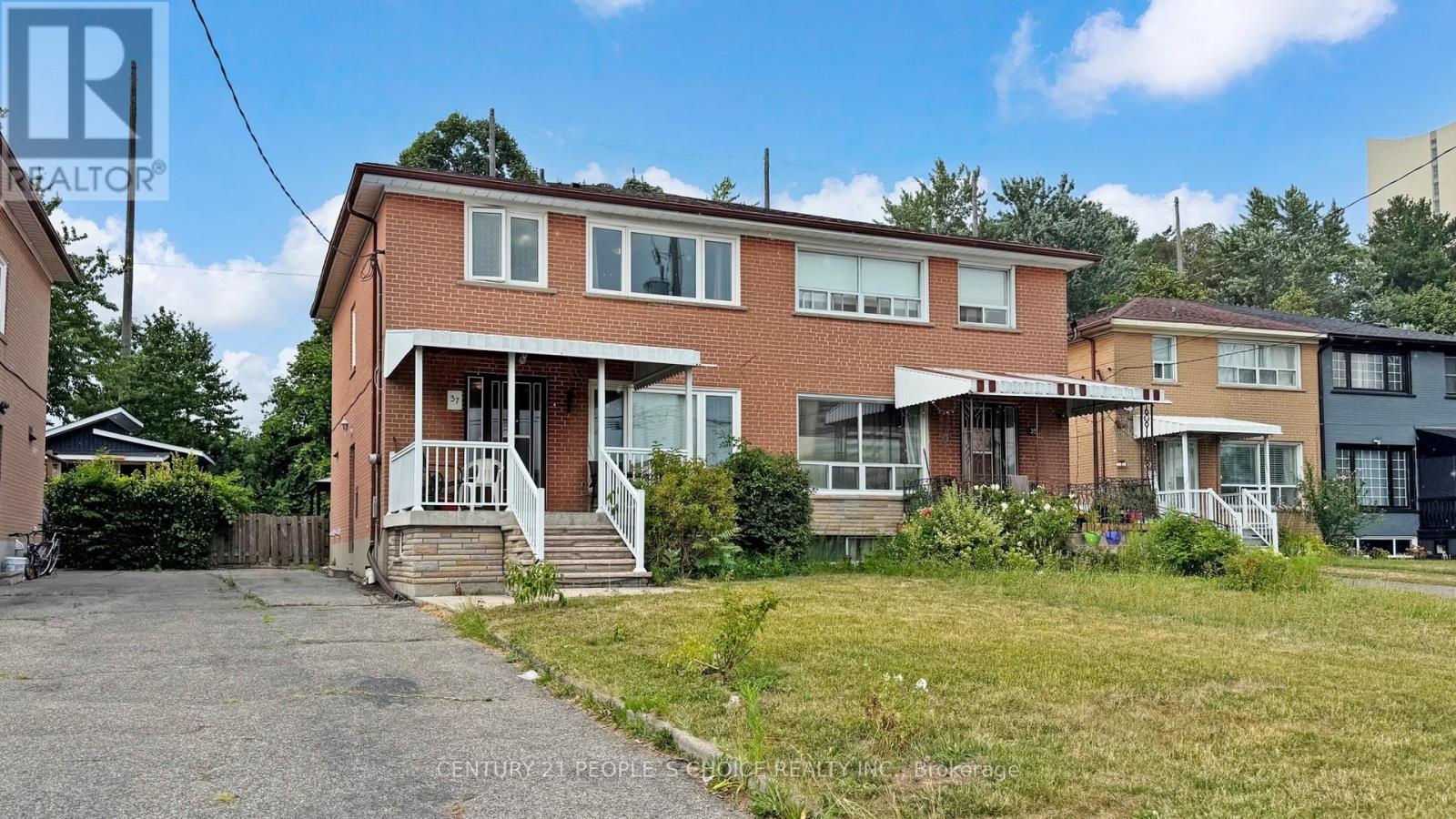 37 Foxrun Avenue, Toronto, Ontario  M3L 1L9 - Photo 47 - W12444948