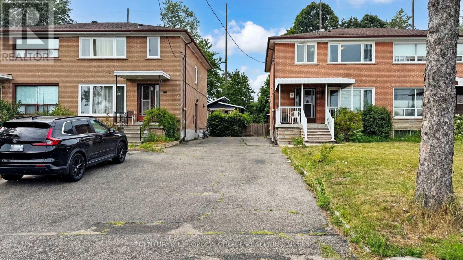 37 Foxrun Avenue, Toronto, Ontario  M3L 1L9 - Photo 48 - W12444948
