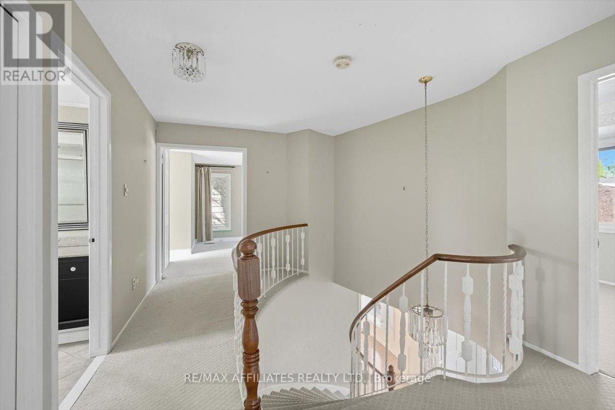 1010 Plante Drive, Ottawa, Ontario  K1V 9E6 - Photo 19 - X12444981