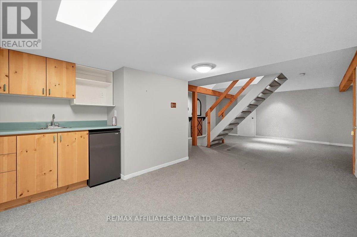1010 Plante Drive, Ottawa, Ontario  K1V 9E6 - Photo 29 - X12444981