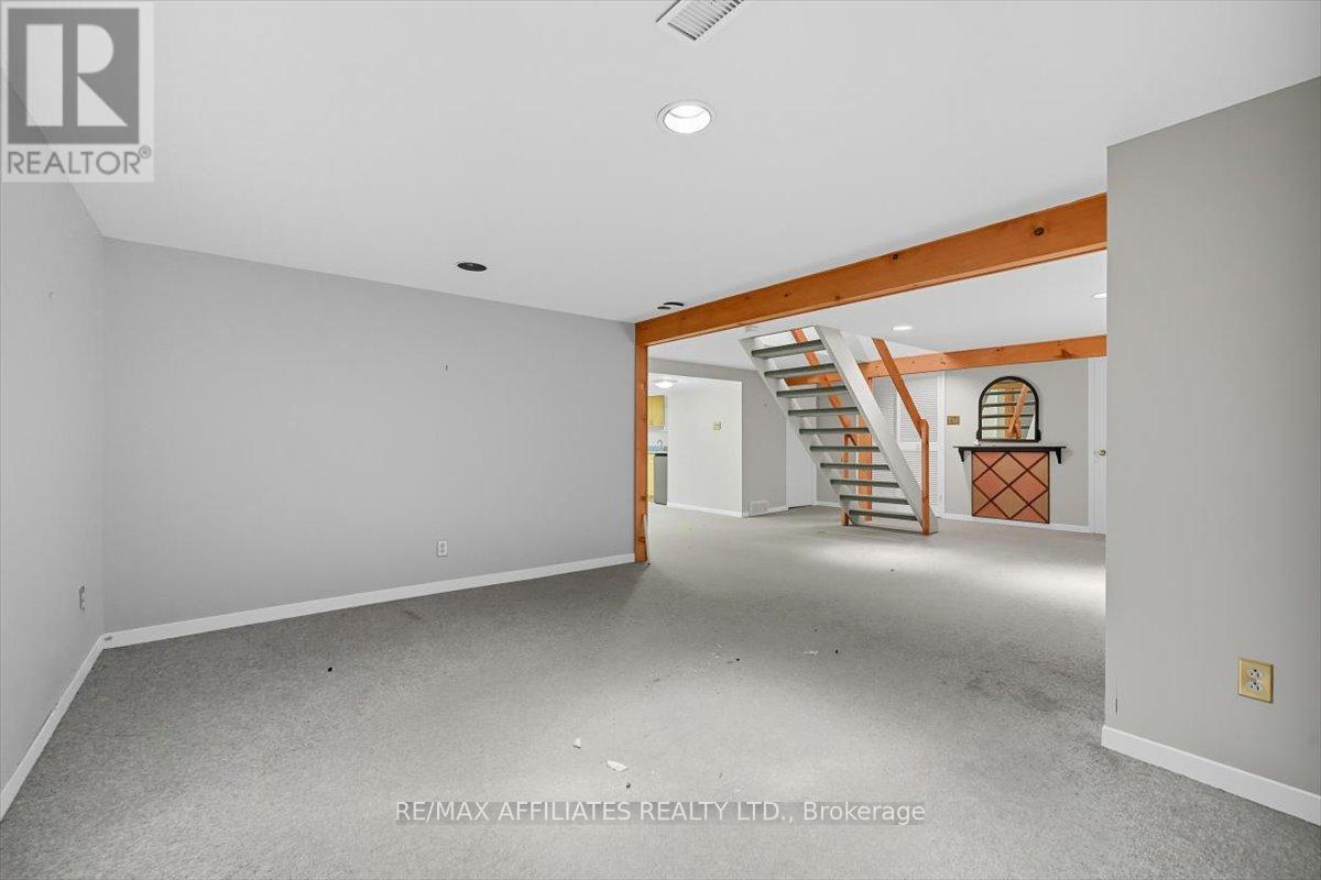 1010 Plante Drive, Ottawa, Ontario  K1V 9E6 - Photo 30 - X12444981