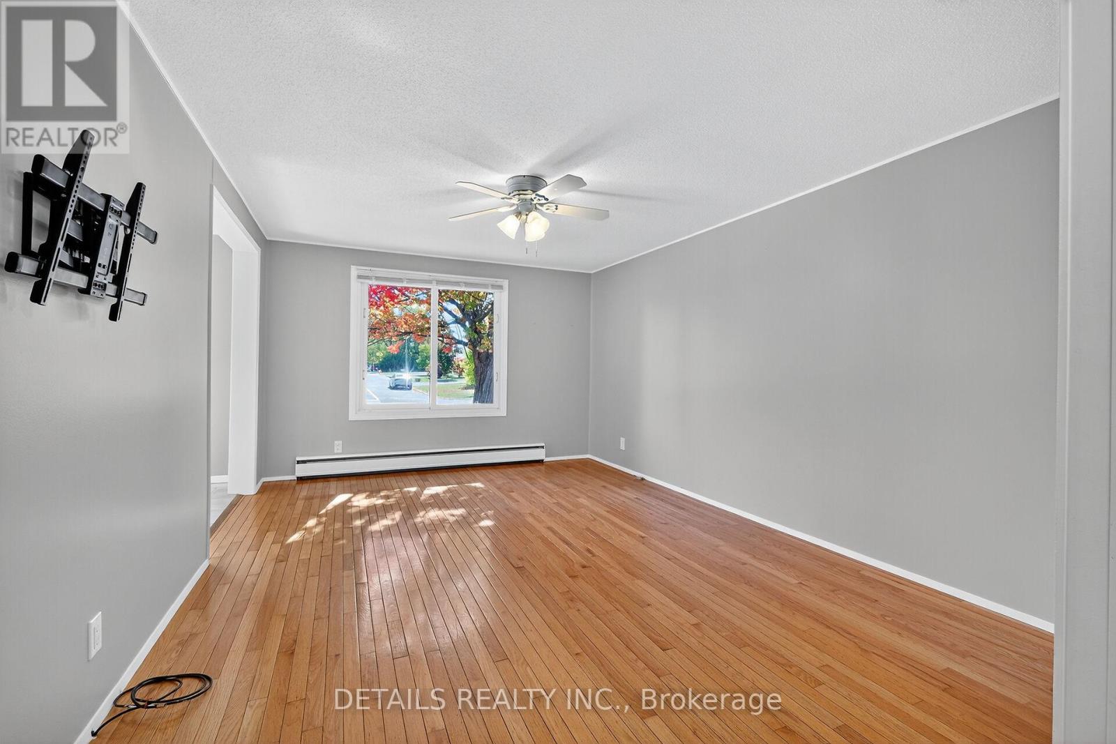 289 Amiens Street, Ottawa, Ontario  K1E 1N3 - Photo 5 - X12444986