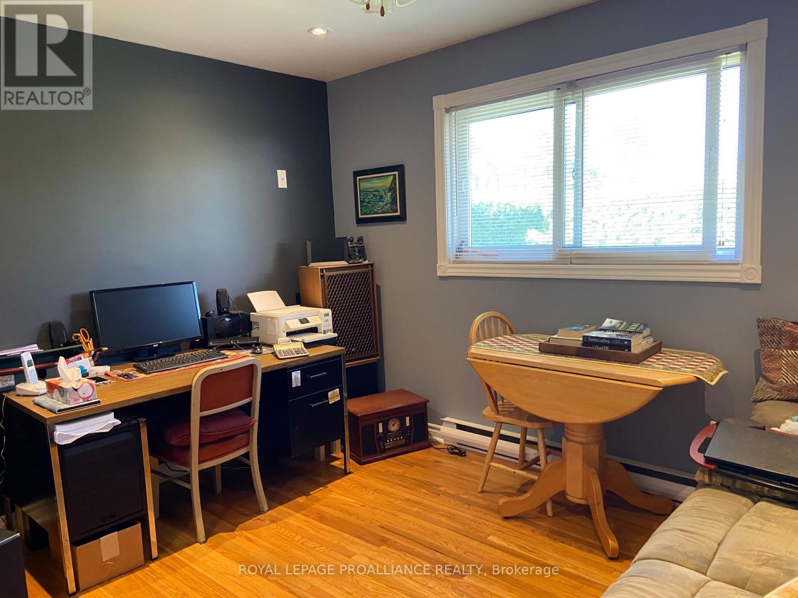 34 Hillcrest Drive, Brockville, Ontario  K6V 3J4 - Photo 19 - X12432860