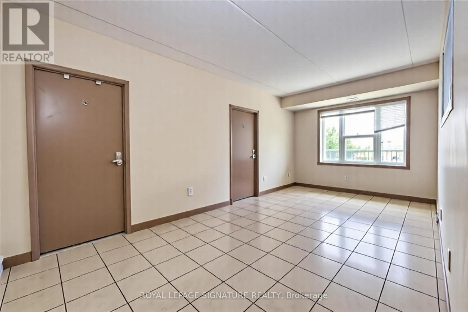 304 - 251 Lester Street, Waterloo, Ontario  N2L 3W6 - Photo 11 - X12444925