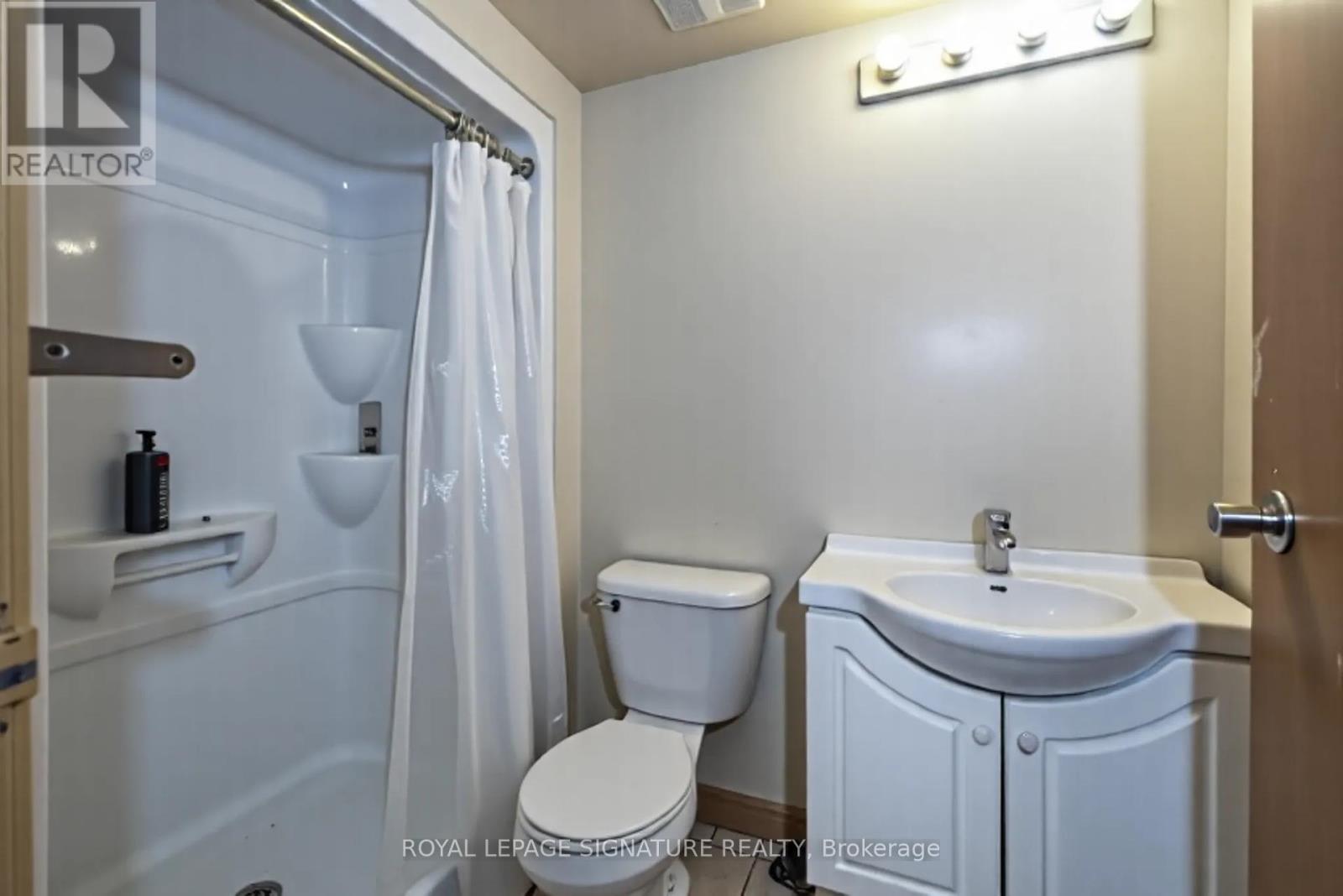 304 - 251 Lester Street, Waterloo, Ontario  N2L 3W6 - Photo 14 - X12444925