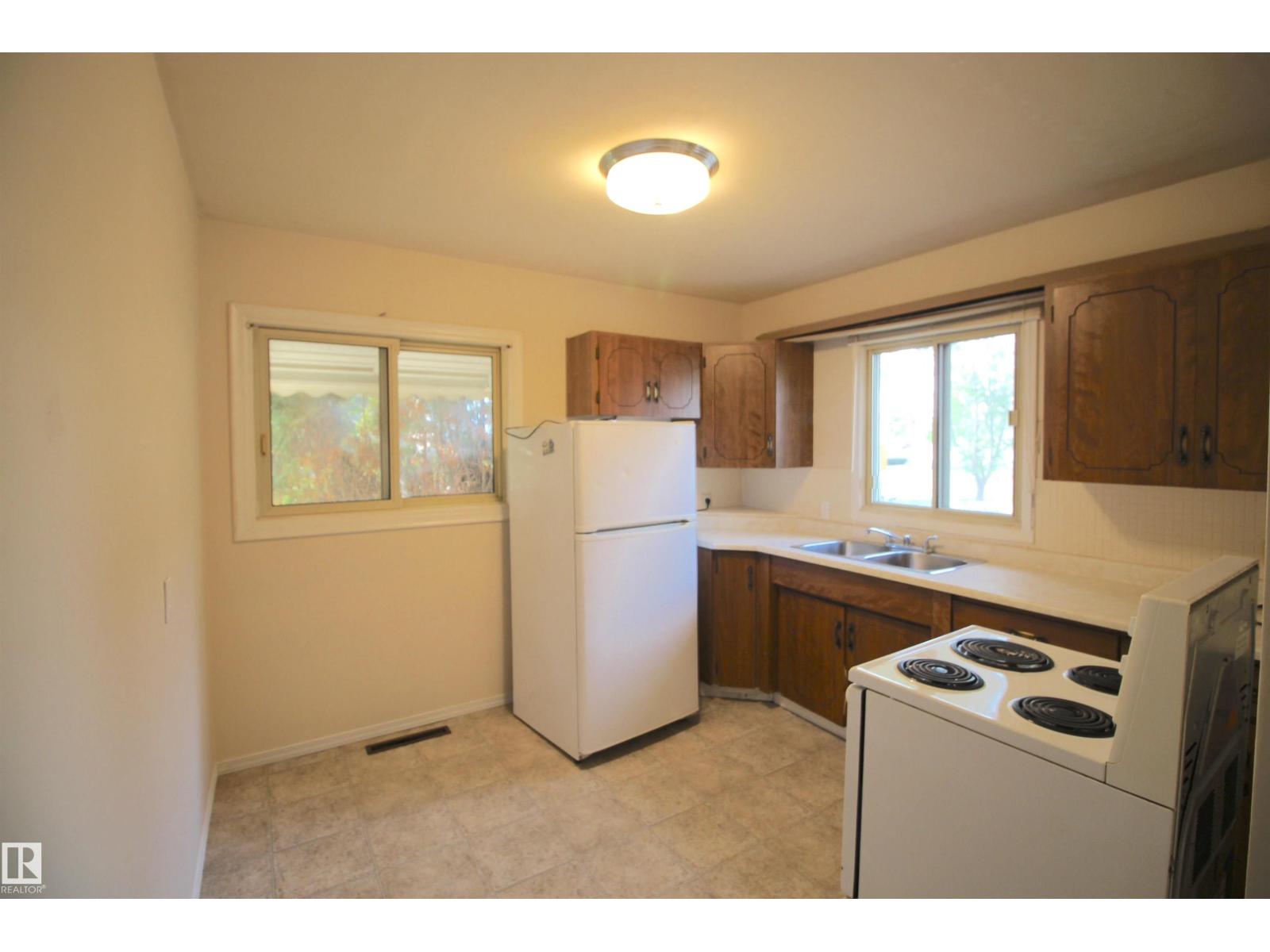 5021 48 St, Calmar, Alberta  T0C 0V0 - Photo 13 - E4459884