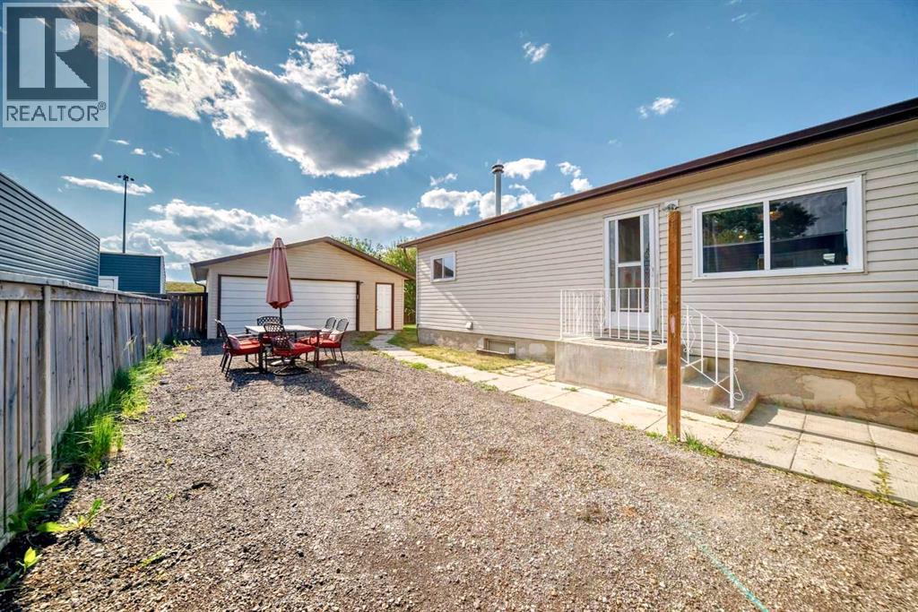 80 Spring Haven Road Se, Airdrie, Alberta  T4A 1C8 - Photo 38 - A2230742